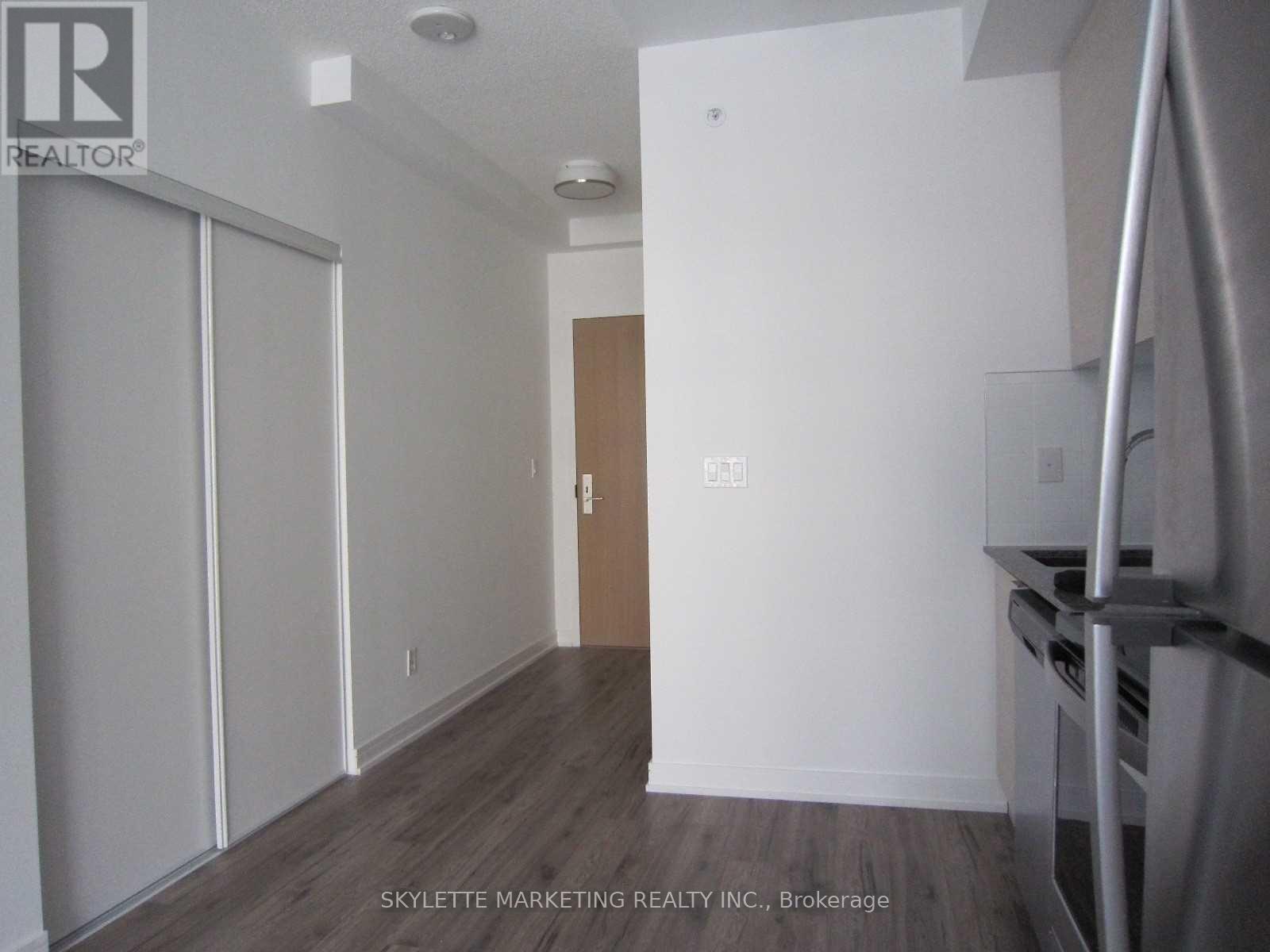 617 - 621 Sheppard Avenue E, Toronto, Ontario  M2K 0G4 - Photo 9 - C12162244