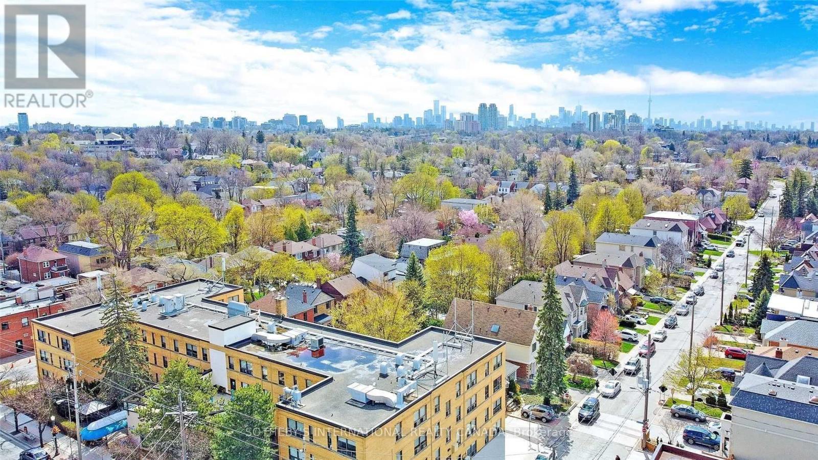 1172 Eglinton Avenue W, Toronto, Ontario  M6C 2E3 - Photo 26 - C12162282