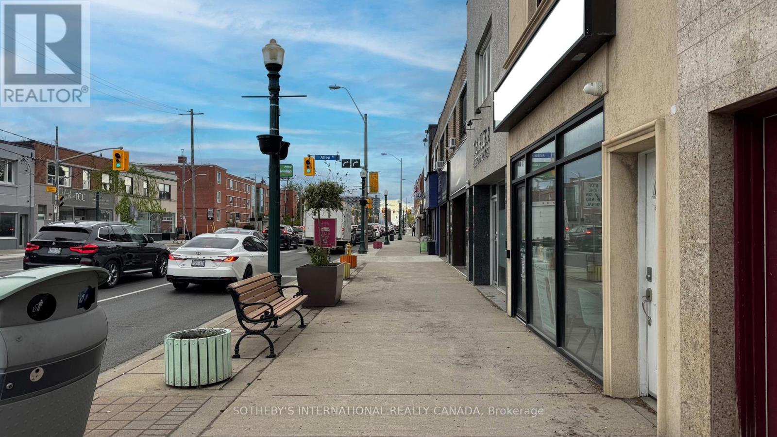1172 Eglinton Avenue W, Toronto, Ontario  M6C 2E3 - Photo 8 - C12162282