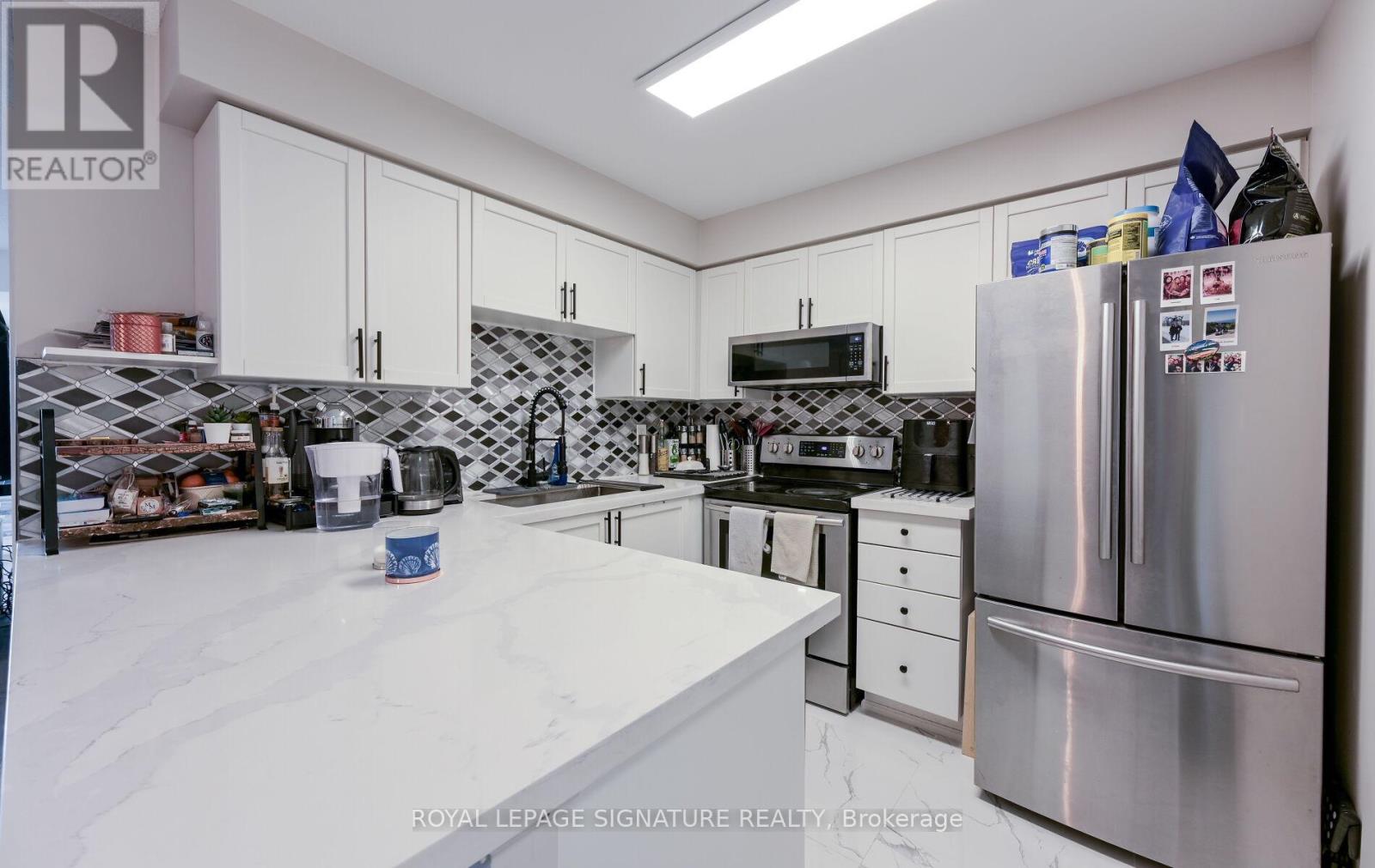 1126 - 25 Kingsbridge Garden Circle, Mississauga, Ontario  L5R 4B1 - Photo 21 - W12158466