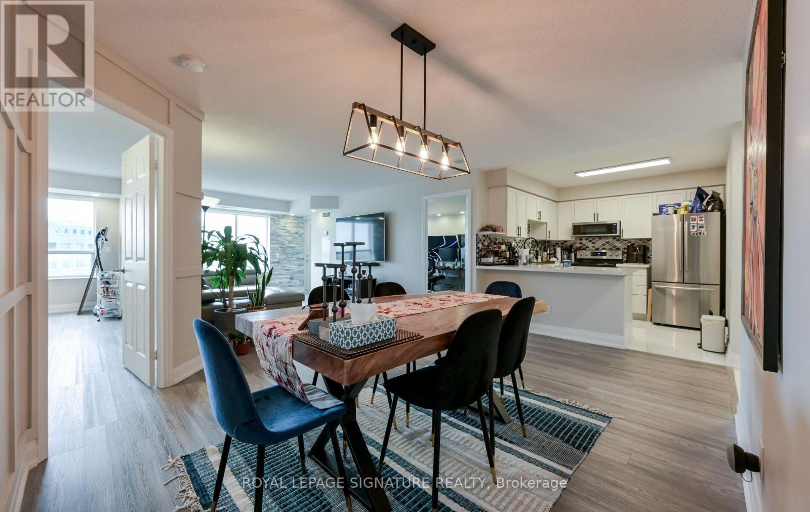 1126 - 25 Kingsbridge Garden Circle, Mississauga, Ontario  L5R 4B1 - Photo 17 - W12158466