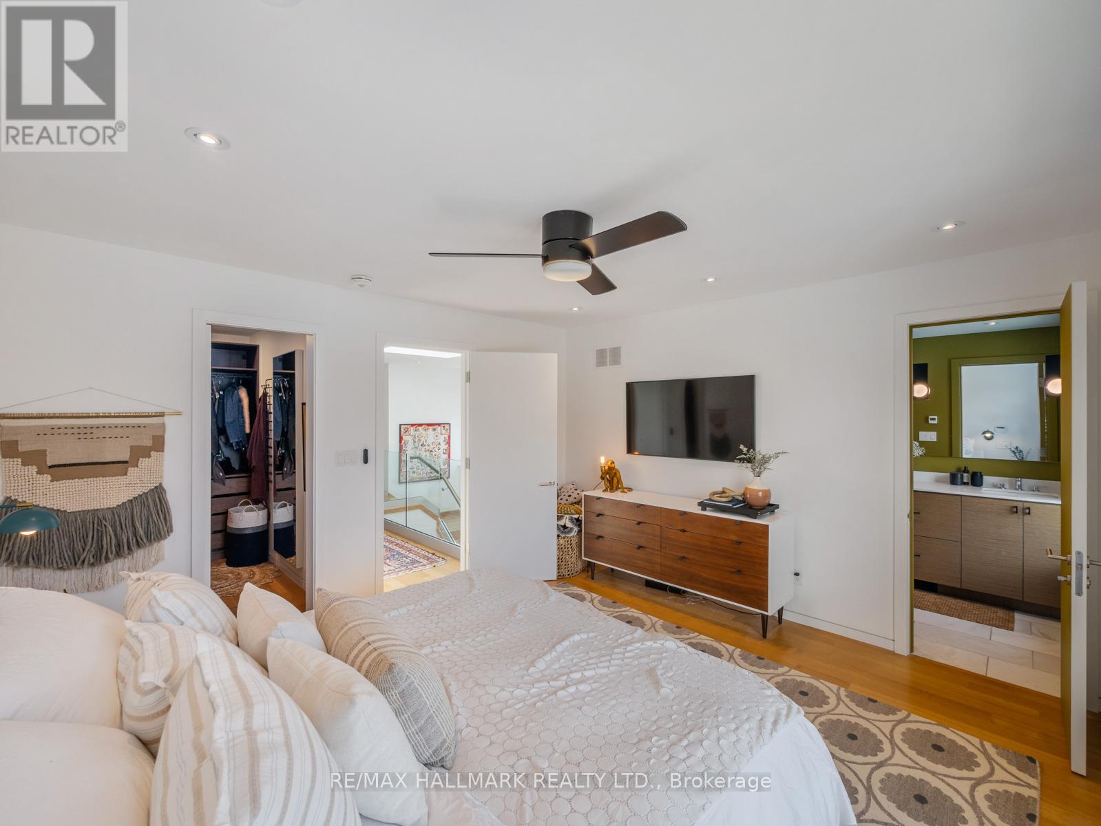 29 Treadway Boulevard, Toronto, Ontario  M4C 3H6 - Photo 22 - E12162170