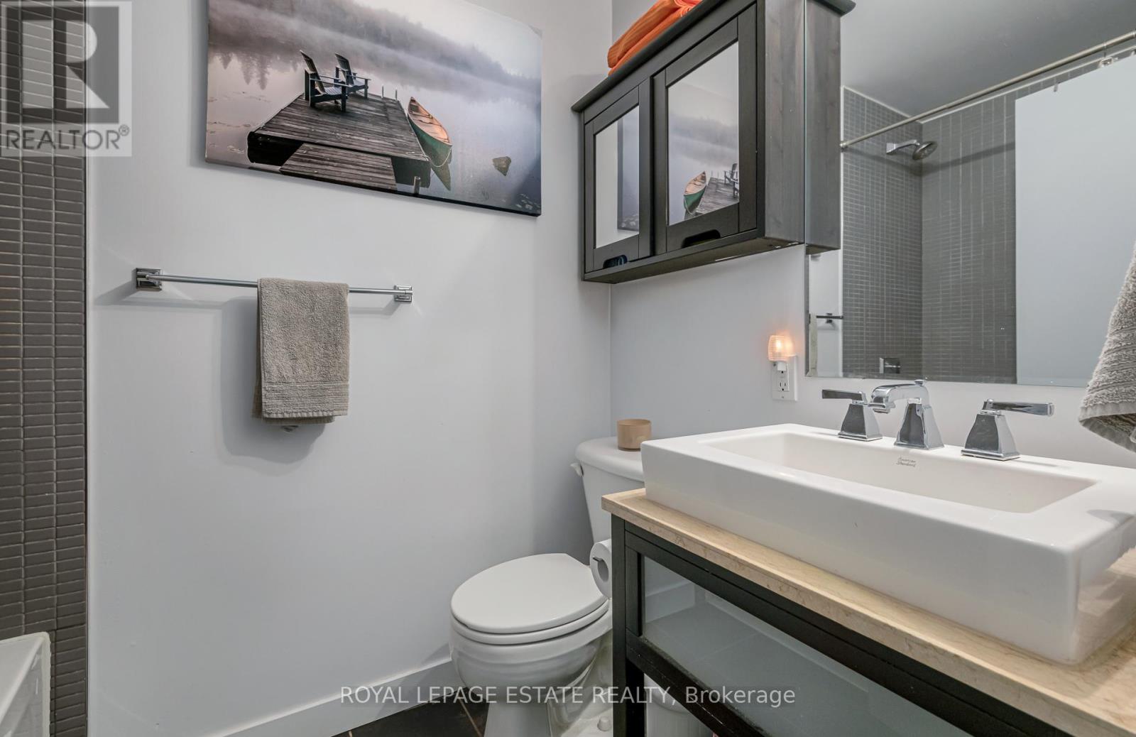 206 - 952 Kingston Road, Toronto, Ontario  M4E 1S7 - Photo 15 - E12162292
