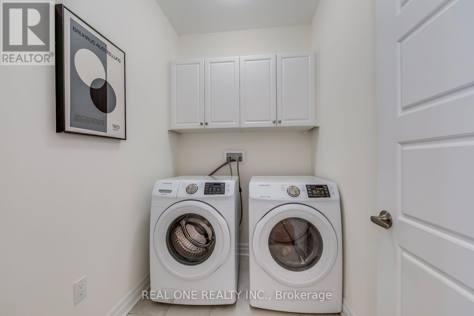 1249 Sweetfern Crescent, Milton, Ontario  L9E 1M1 - Photo 33 - W12033546