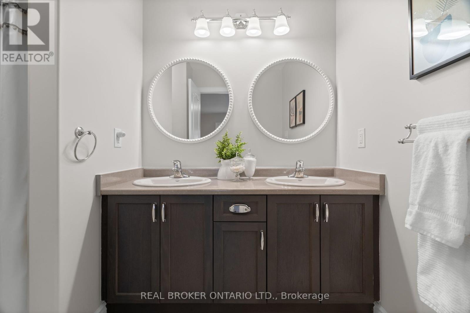 14 Dreamland Lane, East Gwillimbury, Ontario  L0G 1M0 - Photo 39 - N12162201