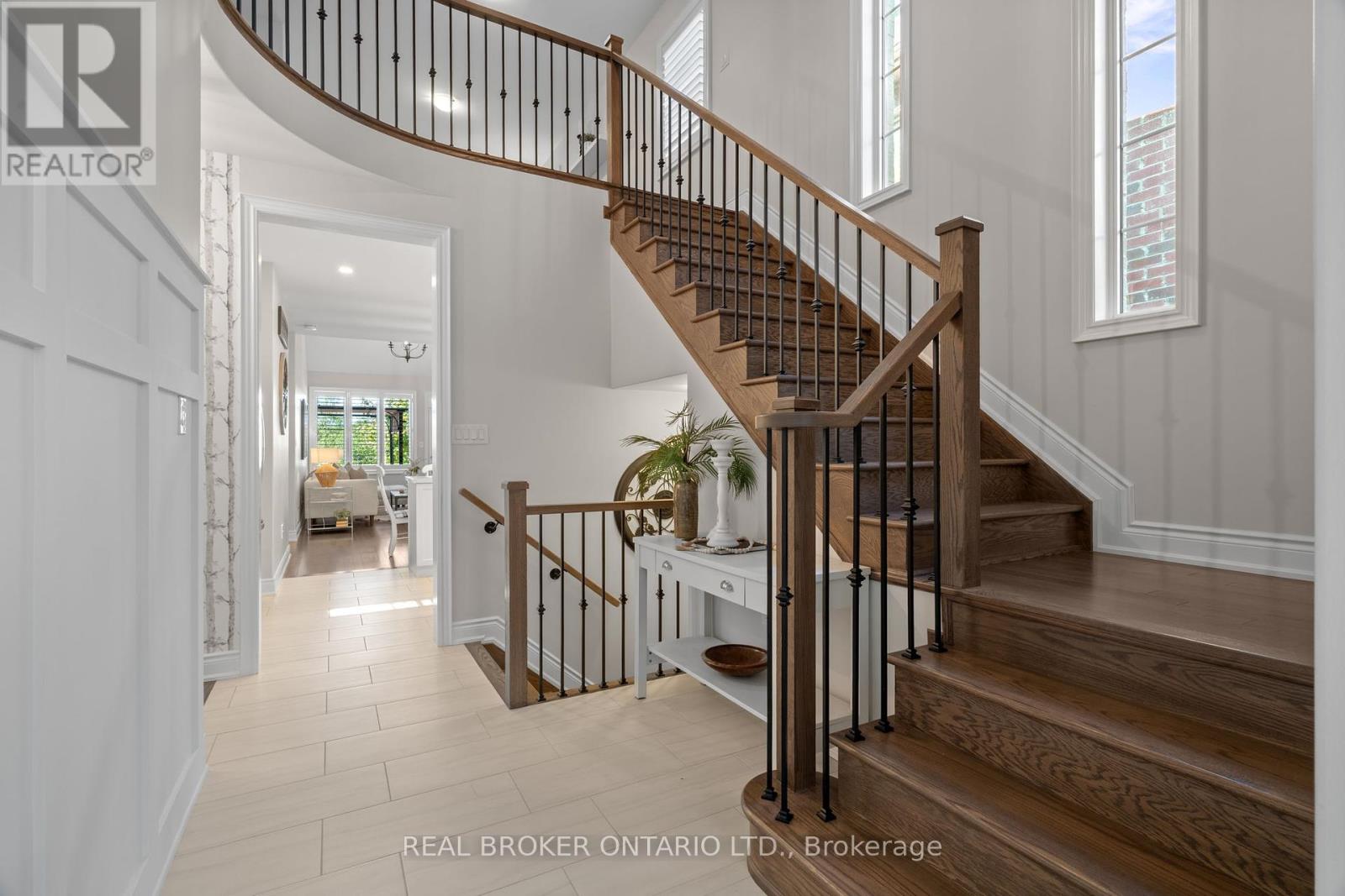 14 Dreamland Lane, East Gwillimbury, Ontario  L0G 1M0 - Photo 7 - N12162201