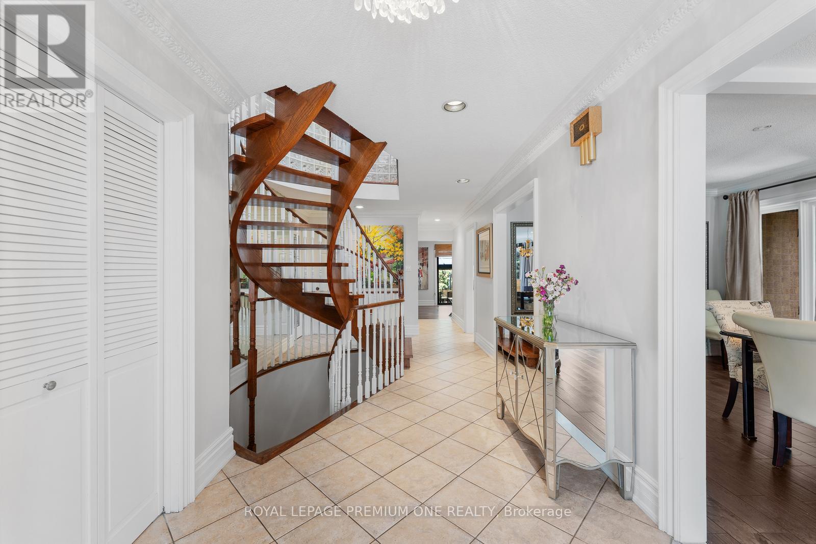 Property at 2 ANGEL VIEW COURT image 5