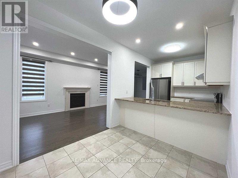 3 Durblee Avenue, Aurora, Ontario  L4G 0Z8 - Photo 12 - N12162306