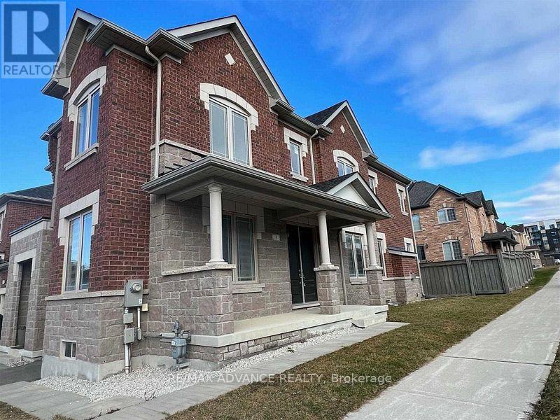 3 Durblee Avenue, Aurora, Ontario  L4G 0Z8 - Photo 2 - N12162306