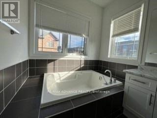 3 Durblee Avenue, Aurora, Ontario  L4G 0Z8 - Photo 29 - N12162306
