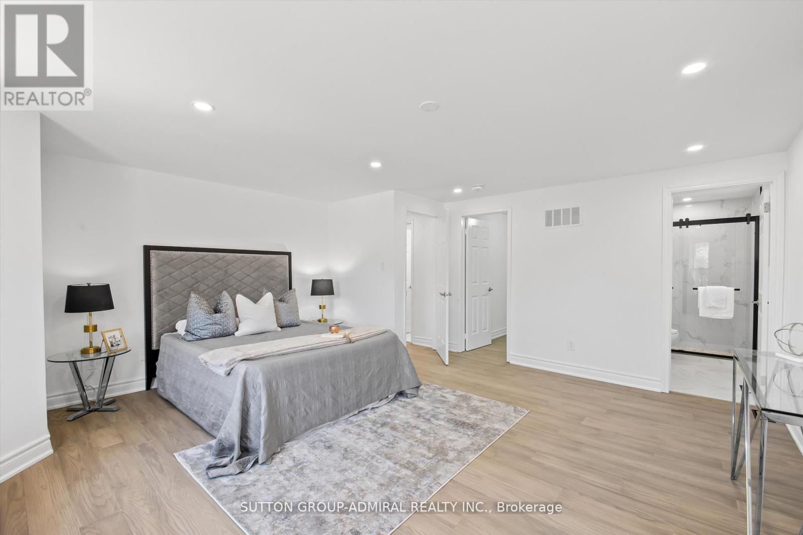361 Harewood Boulevard, Newmarket (Bristol-London), Ontario  L3Y 6S5 - Photo 25 - N12162312