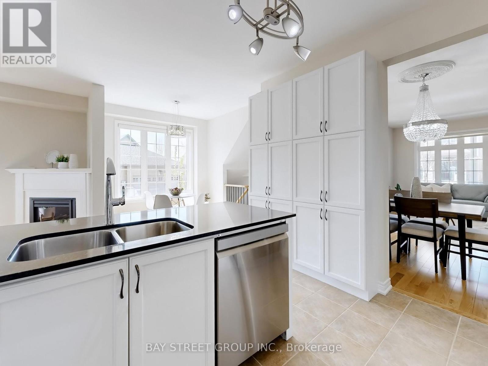 7 Windyton Avenue, Markham, Ontario  L6B 0X3 - Photo 16 - N12162332