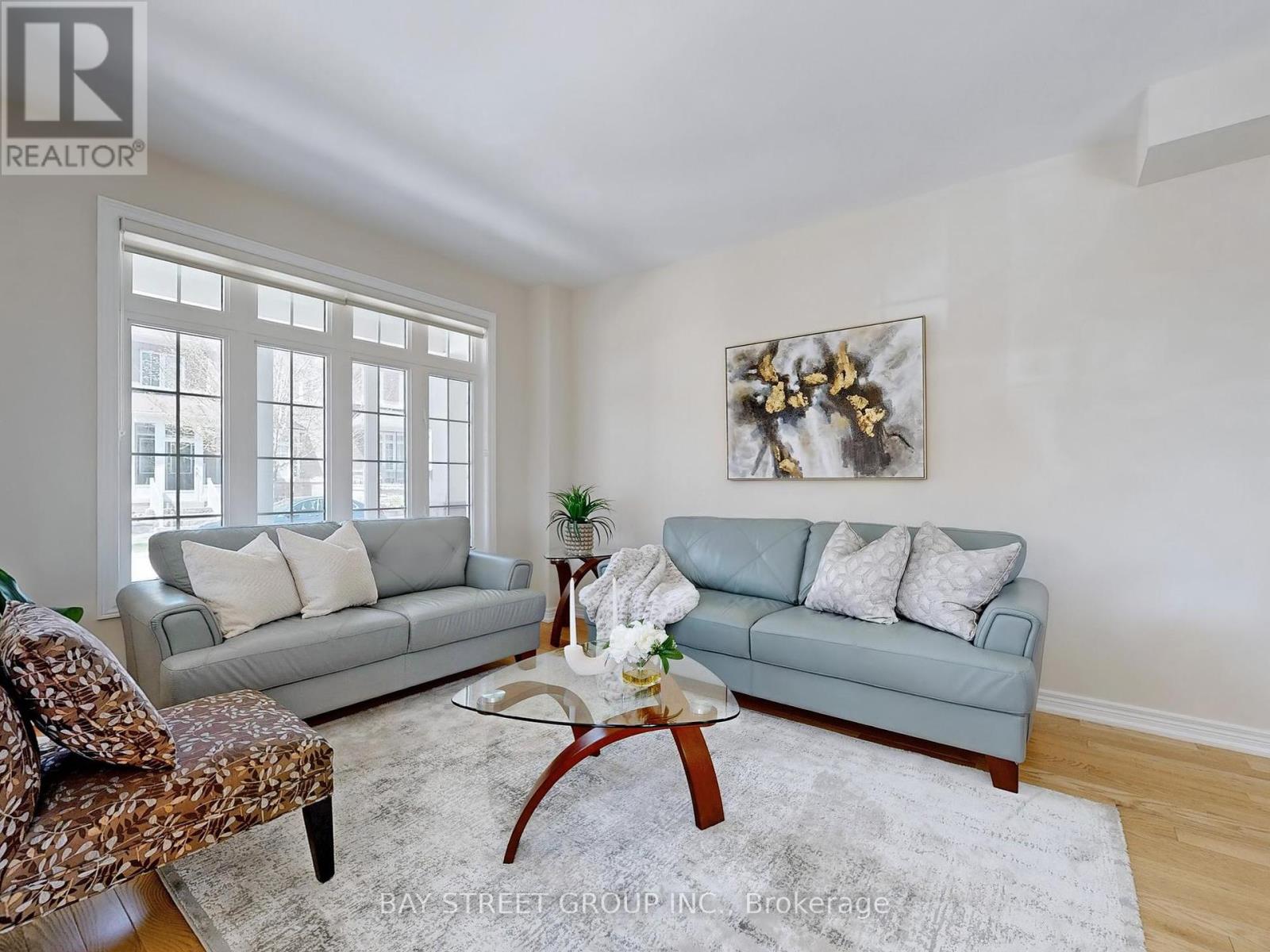 7 Windyton Avenue, Markham, Ontario  L6B 0X3 - Photo 6 - N12162332