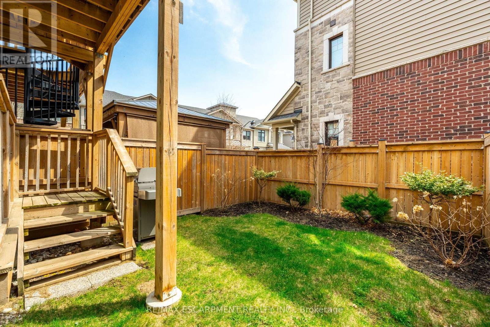 16 Place Polonaise Drive, Grimsby, Ontario  L3M 0H3 - Photo 44 - X12106326