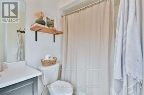 215 Roy Drive, Clearview, Ontario  L0M 1S0 - Photo 25 - S12162304
