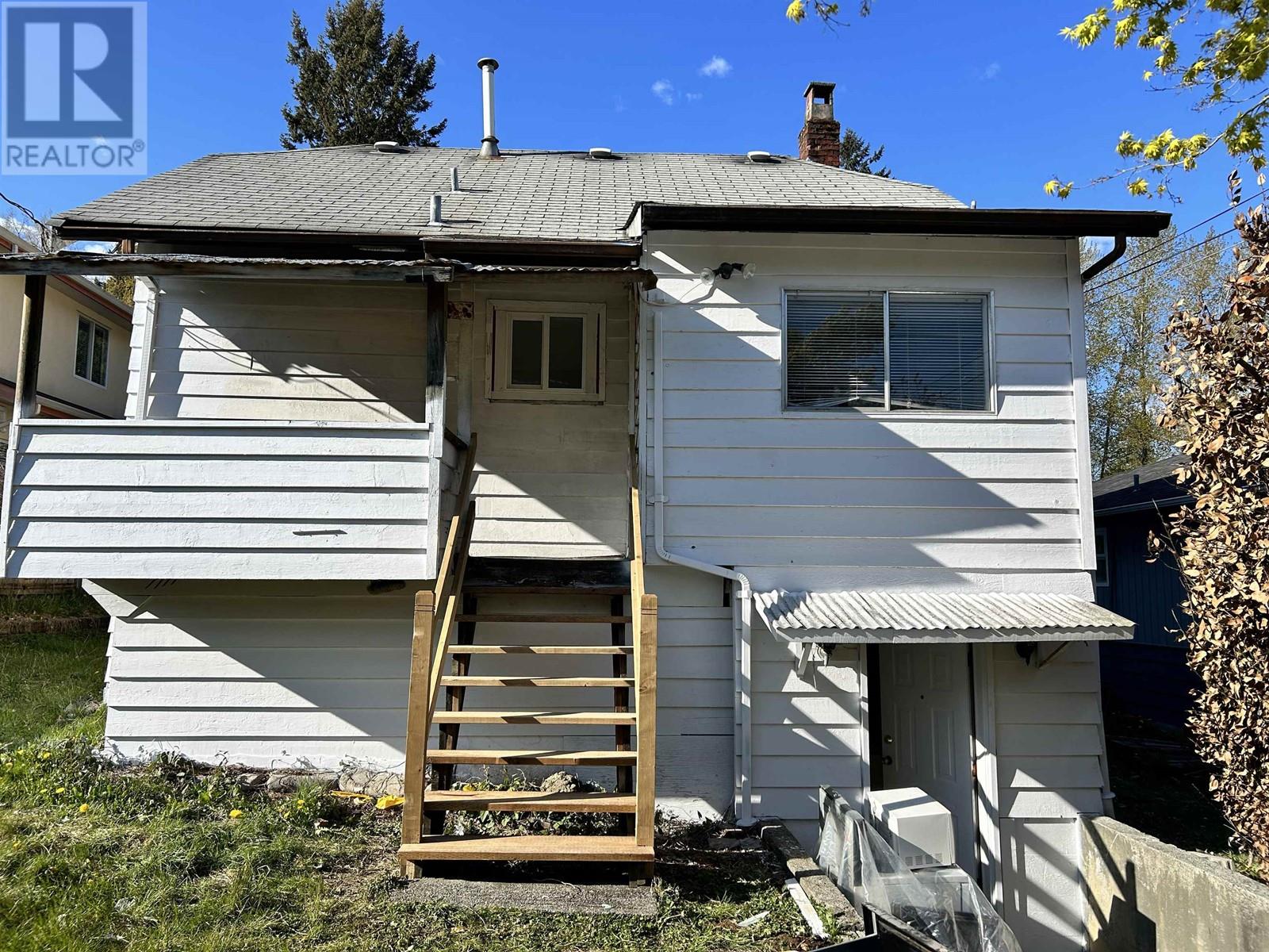 653 E 22nd Street, North Vancouver, British Columbia  V7L 3E1 - Photo 3 - R3004348
