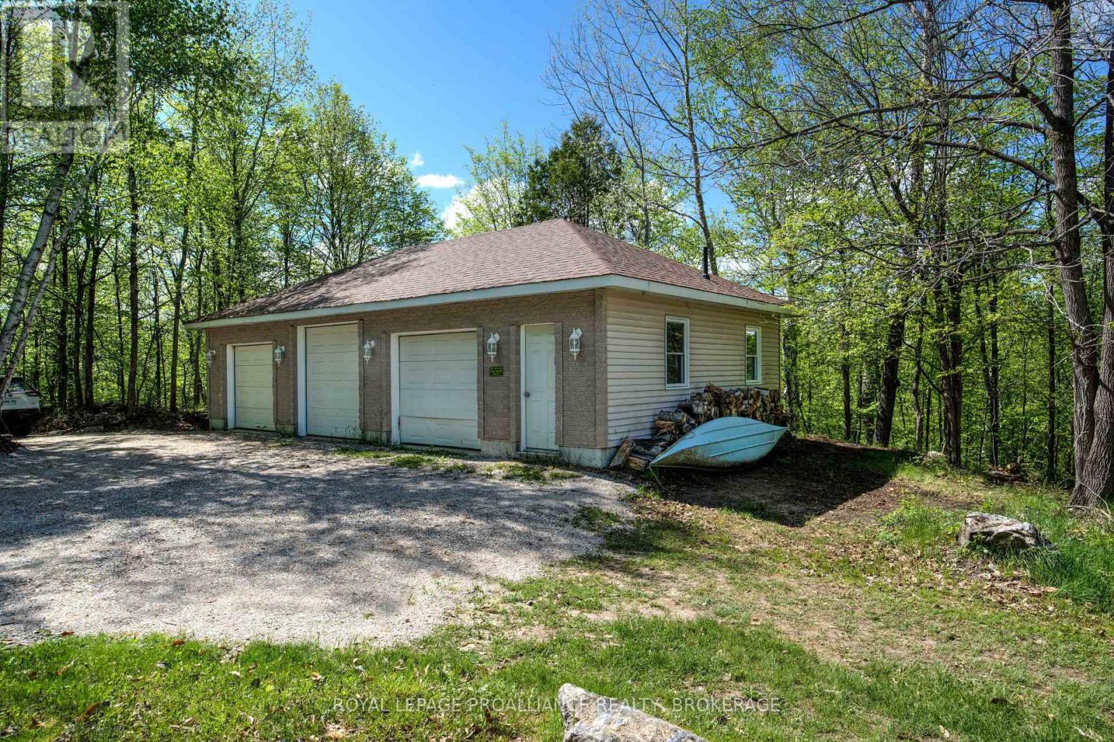 124 Granite Hills, Tay Valley, Ontario  K7H 3C7 - Photo 6 - X12162492