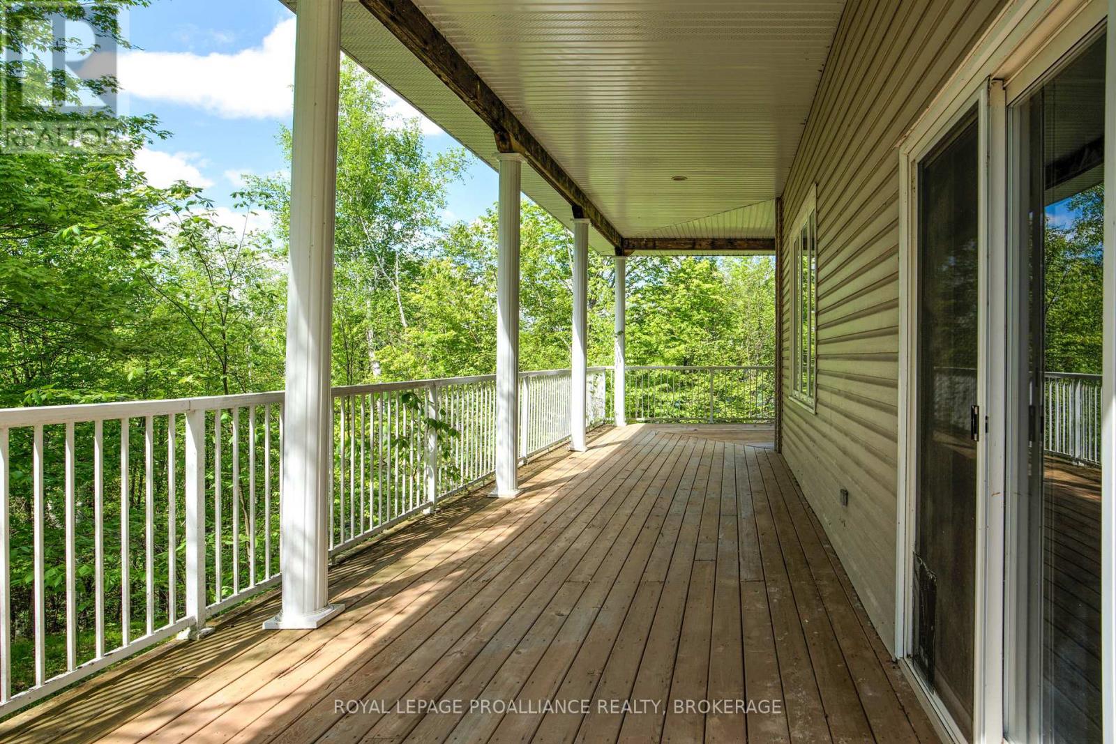 124 Granite Hills, Tay Valley, Ontario  K7H 3C7 - Photo 8 - X12162492