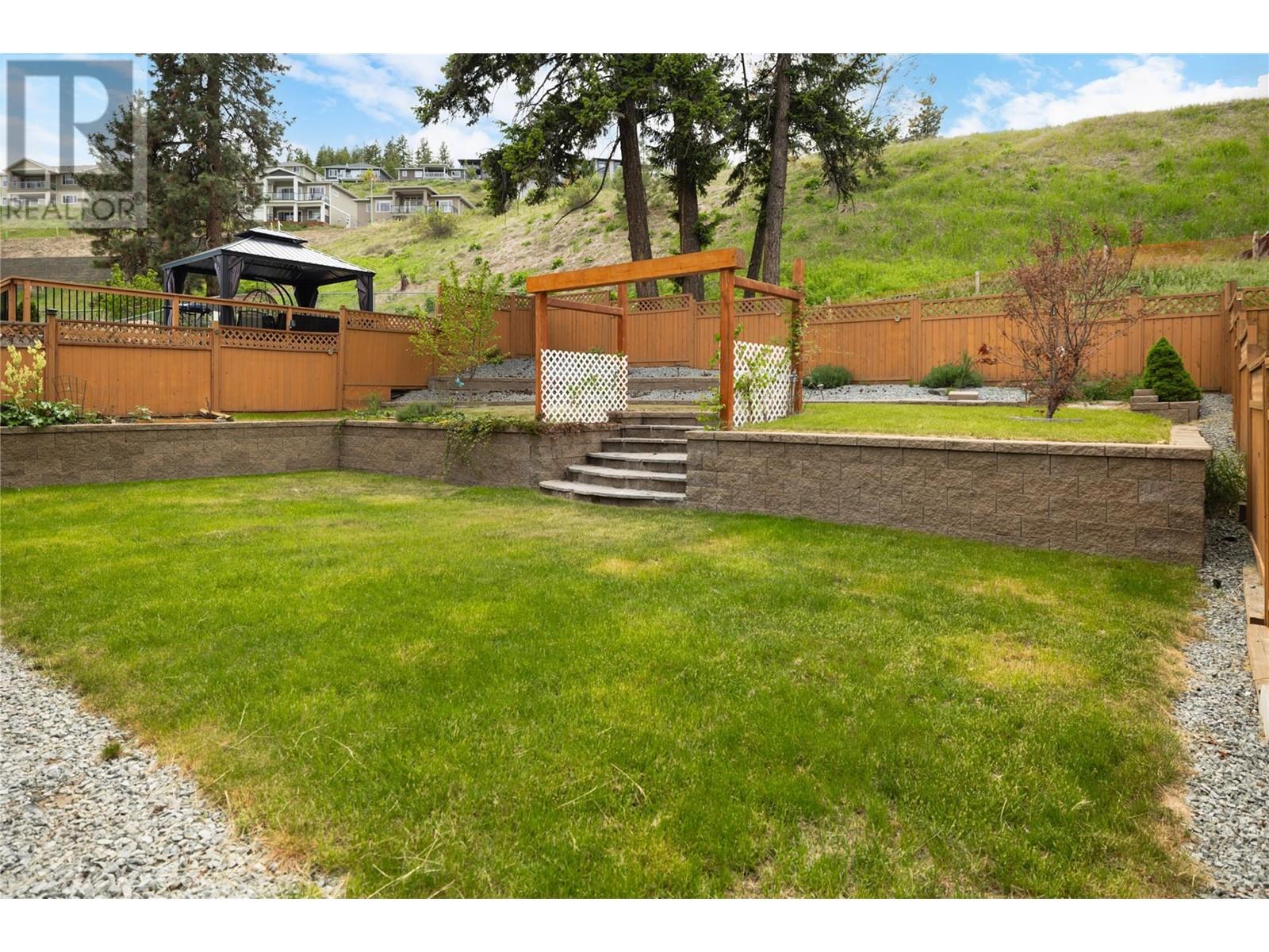 2864 Bentley Road, West Kelowna, BC V4T3B3