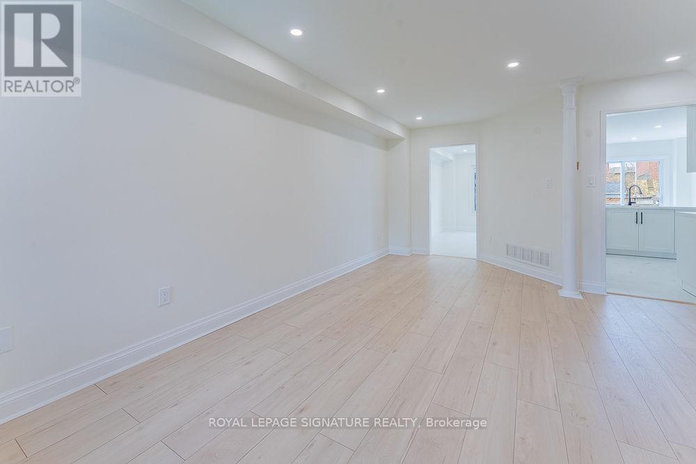 72 James Young Drive, Halton Hills, Ontario  L7G 5S5 - Photo 3 - W12162193