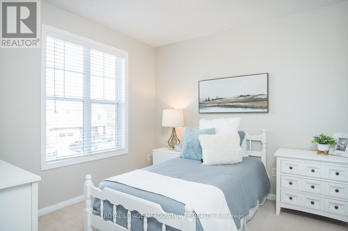 1014 Cooper Avenue, Milton, Ontario  L9T 5W7 - Photo 23 - W12162240