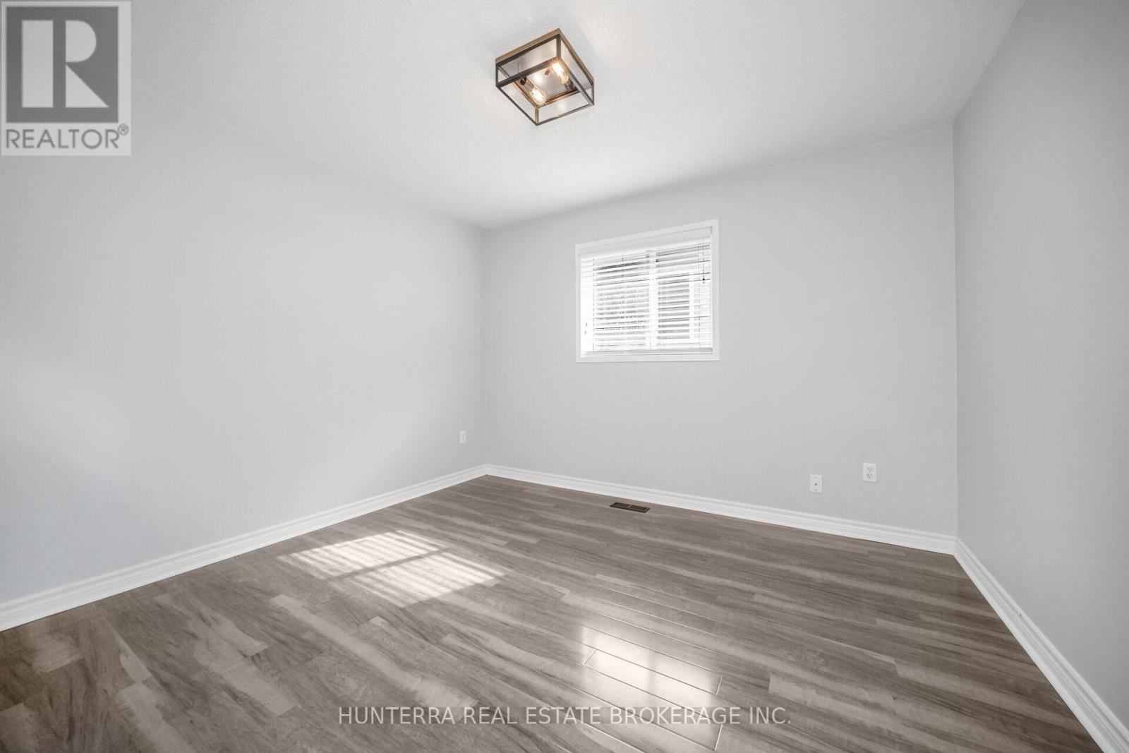 38 Pebblestone Circle, Brampton (Brampton West), Ontario  L6X 4N2 - Photo 38 - W12162251
