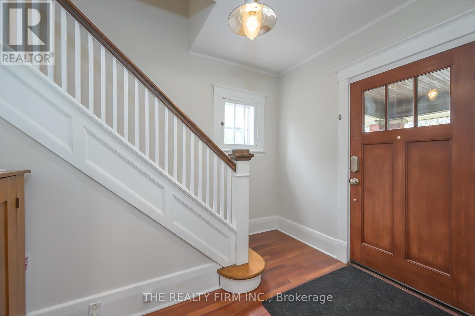 59 Victor Street, London South, Ontario  N6C 1B9 - Photo 6 - X12162640