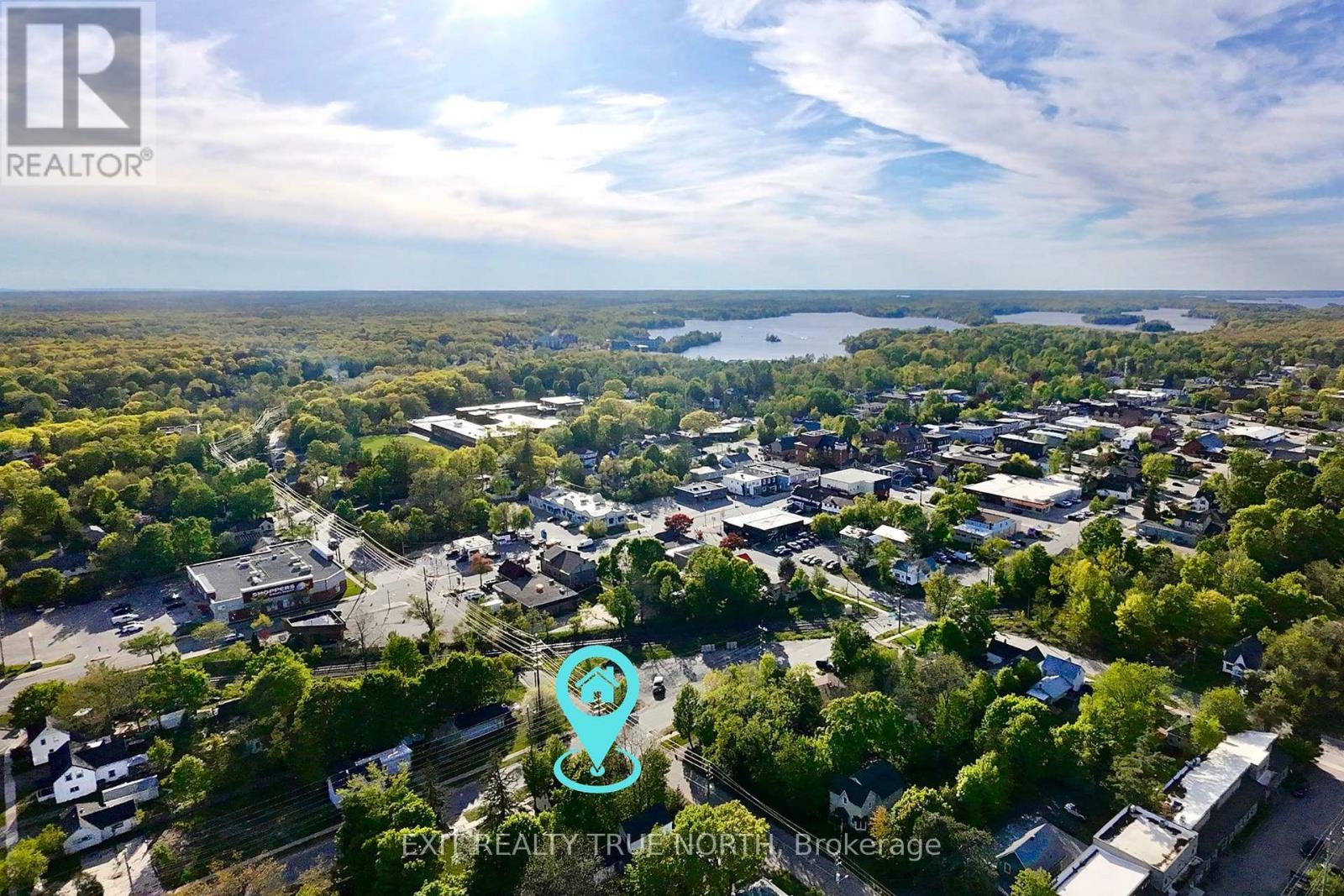 211 Bishop Street, Gravenhurst (Muskoka (S)), Ontario  P1P 1J5 - Photo 4 - X12162196