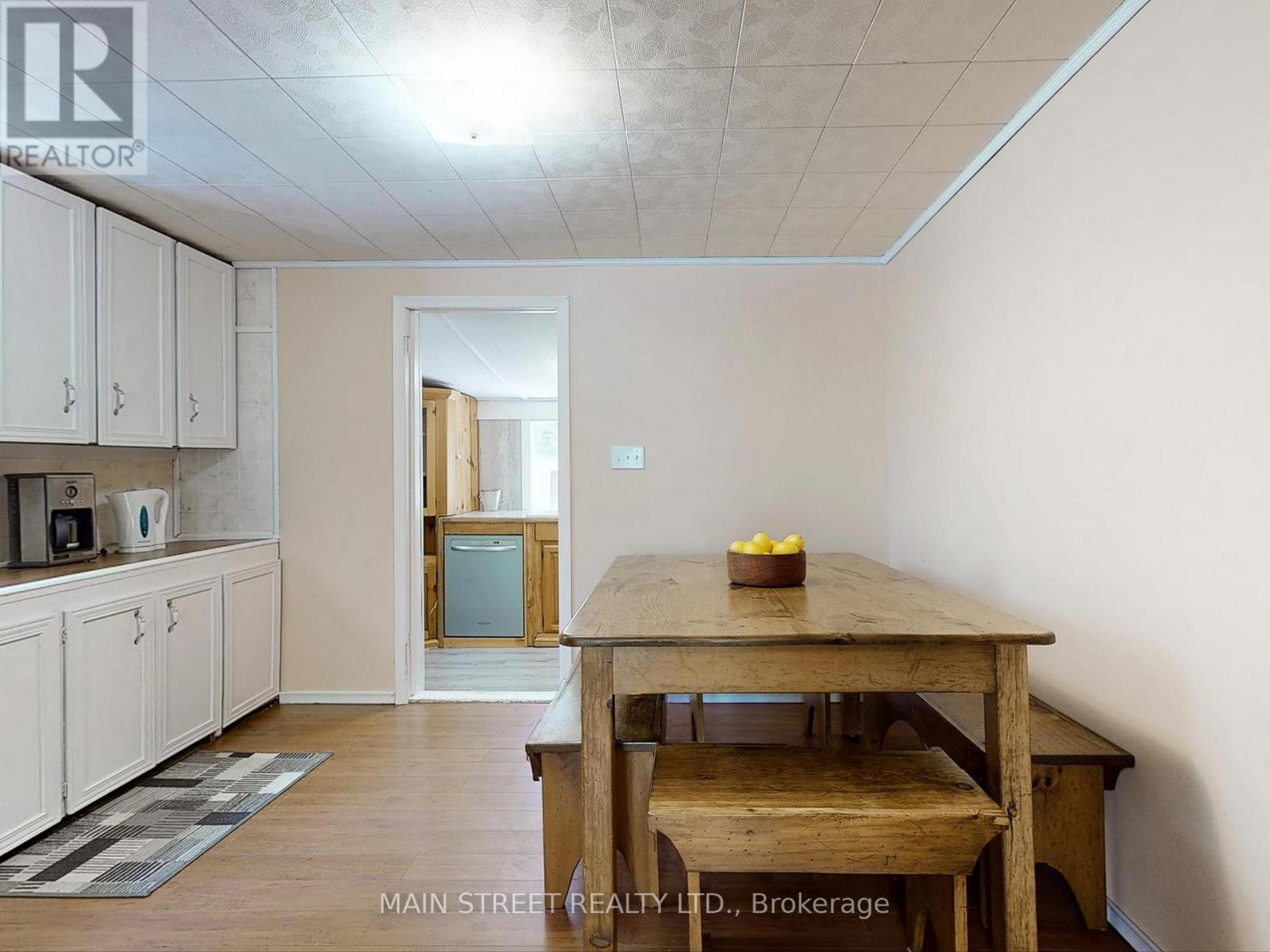 2 Cedarhurst Avenue, Kawartha Lakes, Ontario  K0M 1N0 - Photo 11 - X12162225