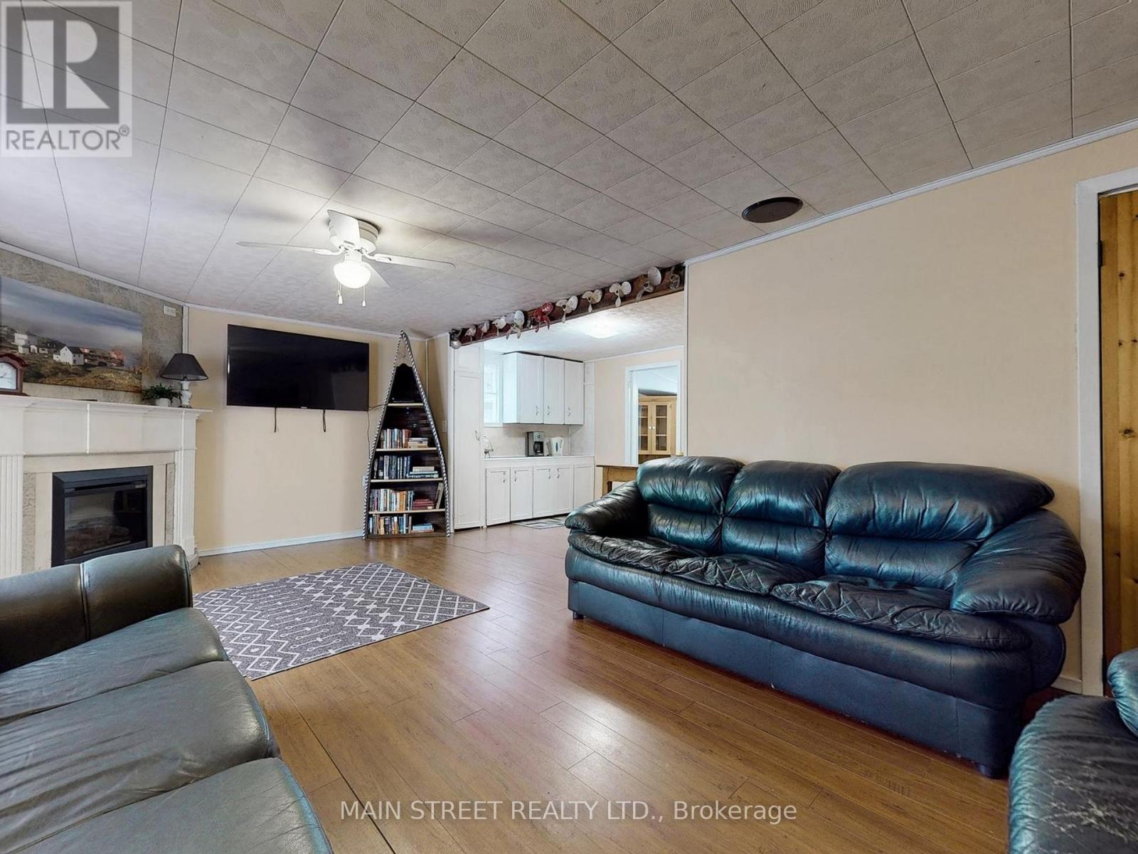 2 Cedarhurst Avenue, Kawartha Lakes, Ontario  K0M 1N0 - Photo 8 - X12162225
