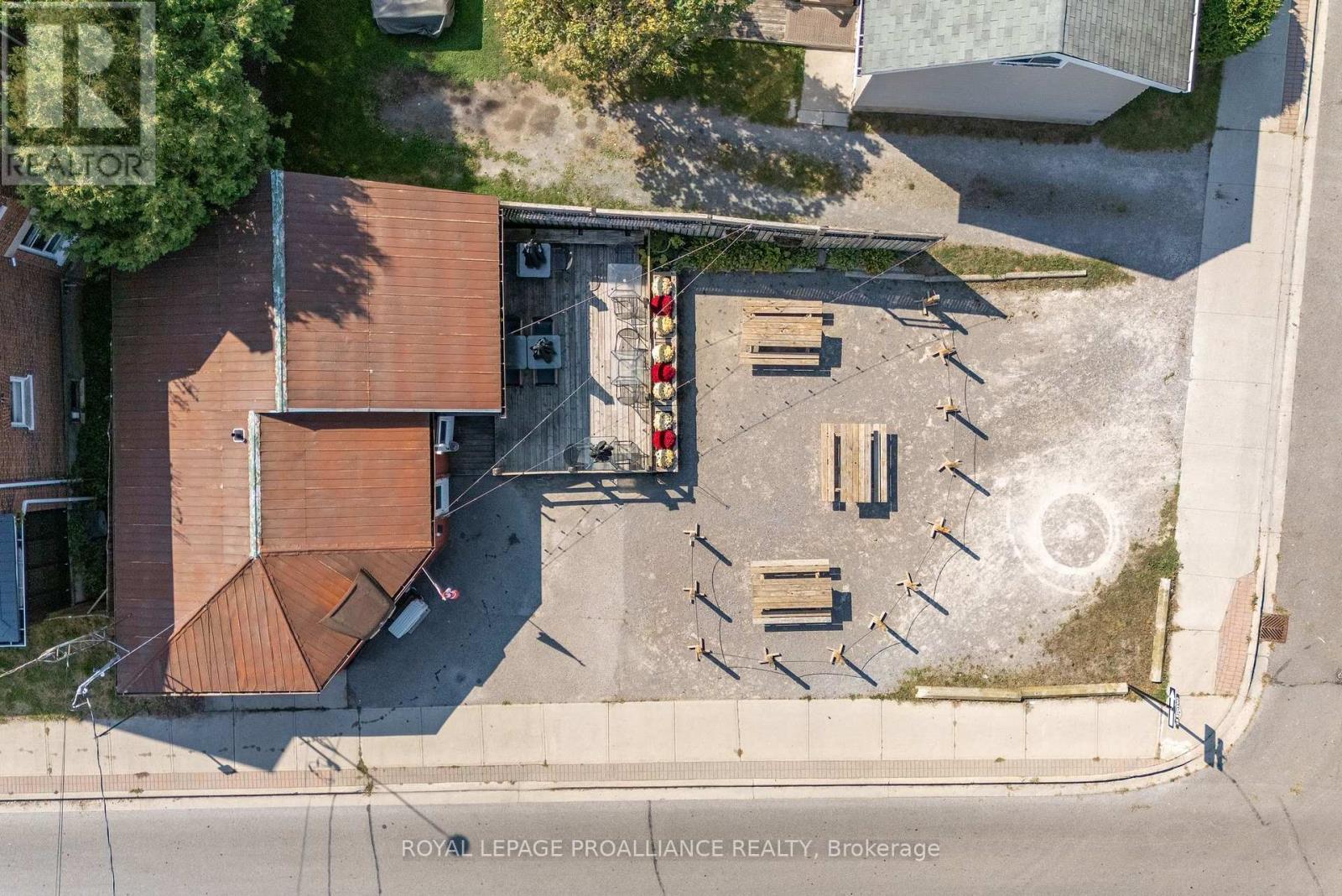 67 Orange Street, Cobourg, Ontario  K9A 2L2 - Photo 11 - X12162589