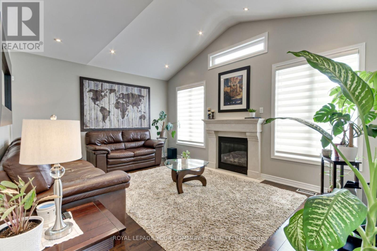 63 Cousteau Drive, Bradford West Gwillimbury, Ontario  L3Z 0H8 - Photo 19 - N12145909