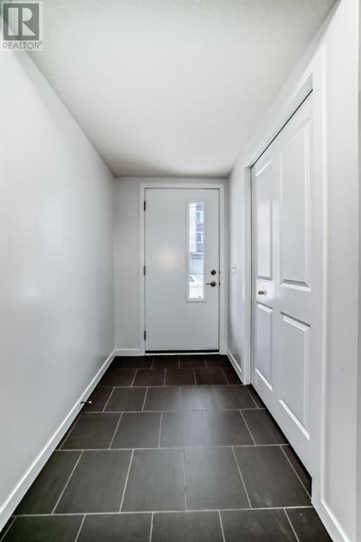 206 Copperpond Row Se, Calgary, Alberta  T2Z 1H3 - Photo 3 - A2215379