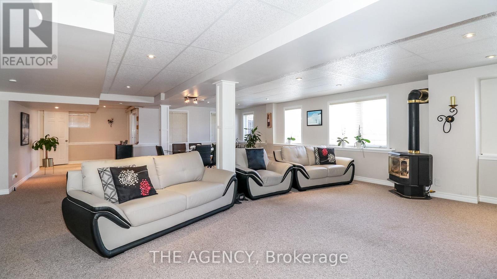 26 Regalia Way, Barrie, Ontario  L4M 7H7 - Photo 23 - S12113219