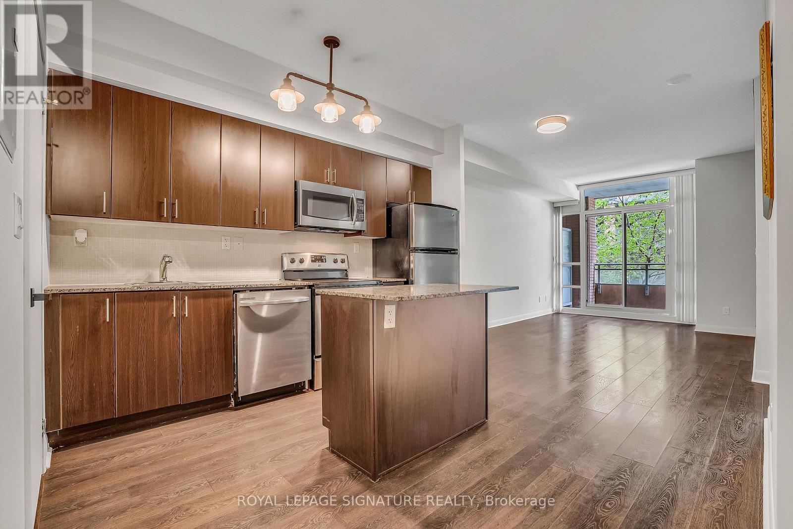 317 - 15 Bruyeres Mews, Toronto (Niagara), Ontario  M5V 0A7 - Photo 13 - C12162230