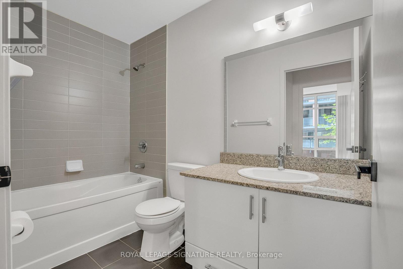 317 - 15 Bruyeres Mews, Toronto (Niagara), Ontario  M5V 0A7 - Photo 27 - C12162230