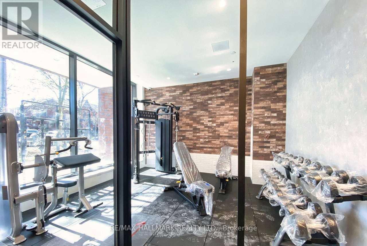 402 - 5 Lakeview Avenue, Toronto, Ontario  M6J 0H3 - Photo 32 - C12162401