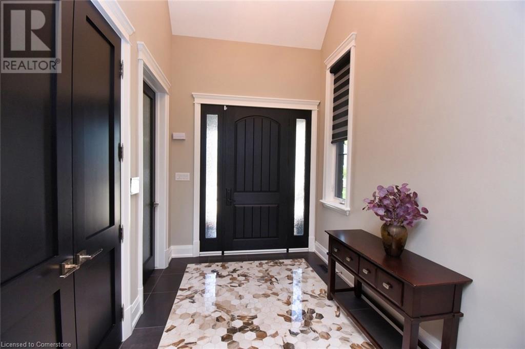 68 Mountain Brow Boulevard, Hamilton, Ontario  L8T 1A4 - Photo 4 - 40730508
