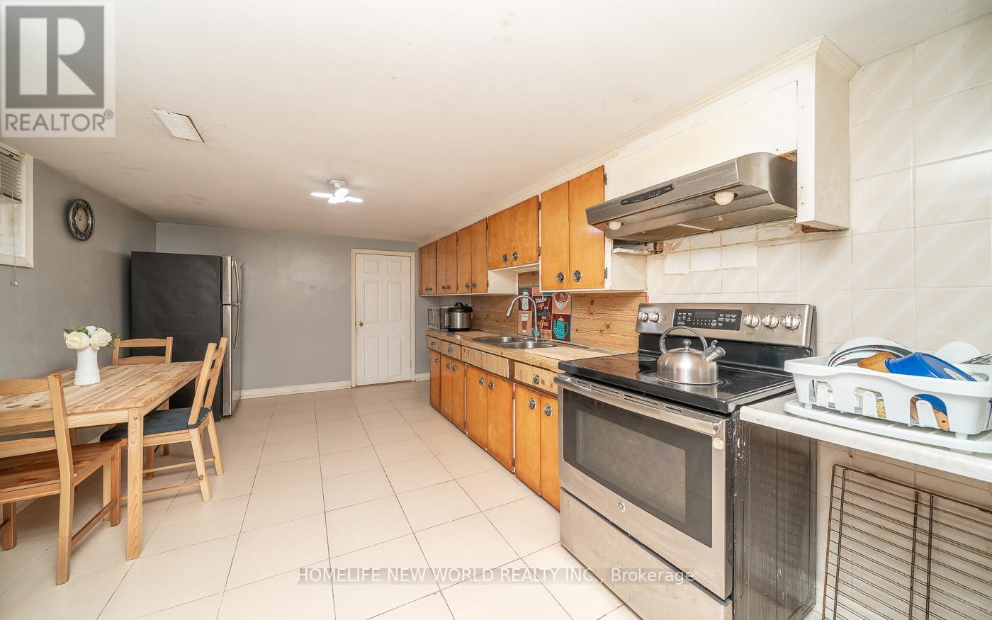 17 Savarin Street, Toronto, Ontario  M1J 1Z7 - Photo 24 - E12162371