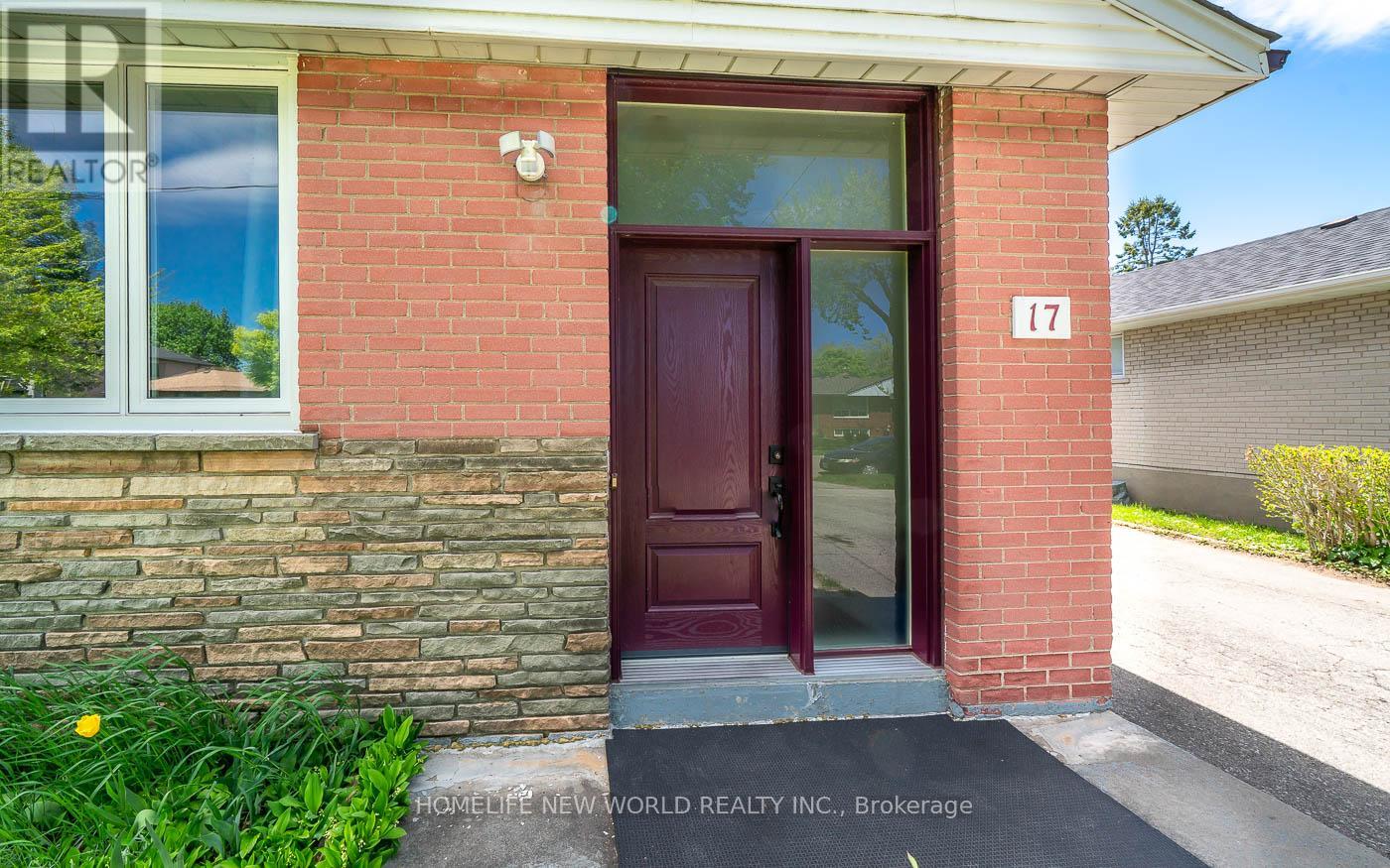 17 Savarin Street, Toronto, Ontario  M1J 1Z7 - Photo 4 - E12162371