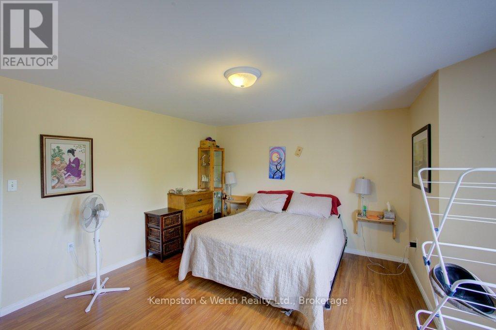 28 Patrick Boulevard, Centre Wellington, Ontario  N0B 1S0 - Photo 21 - X12162507