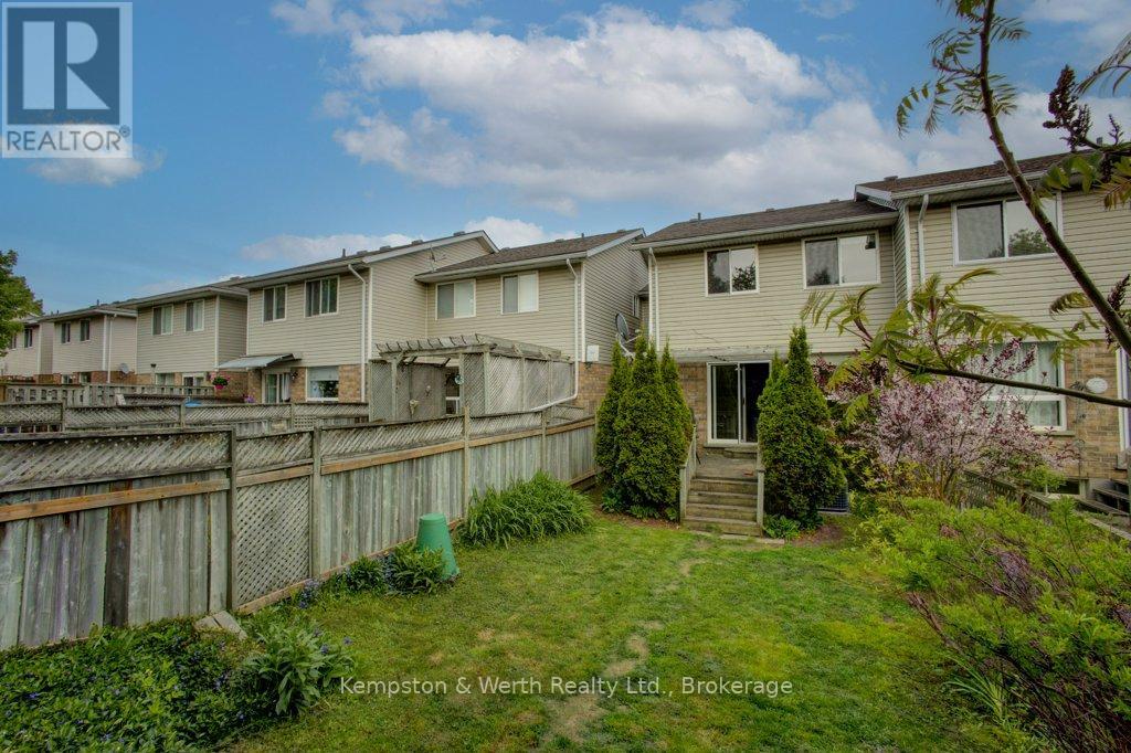 28 Patrick Boulevard, Centre Wellington, Ontario  N0B 1S0 - Photo 37 - X12162507