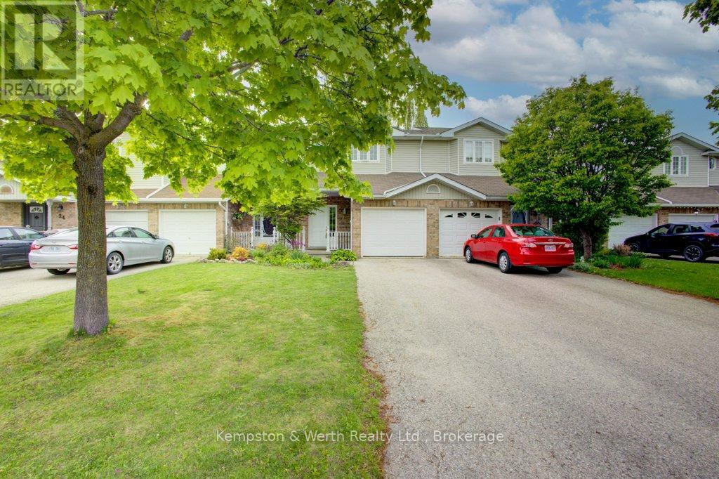 28 Patrick Boulevard, Centre Wellington, Ontario  N0B 1S0 - Photo 4 - X12162507