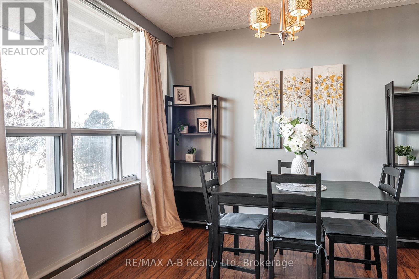 102 - 45 Westmount Road N, Waterloo, Ontario  N2L 2R3 - Photo 10 - X12162599