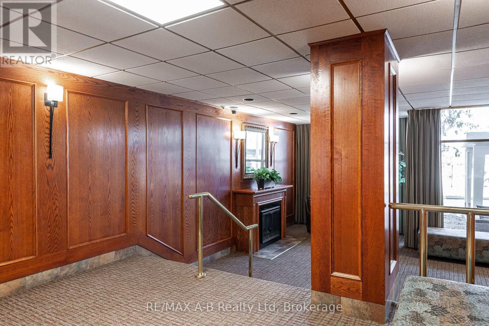 102 - 45 Westmount Road N, Waterloo, Ontario  N2L 2R3 - Photo 32 - X12162599