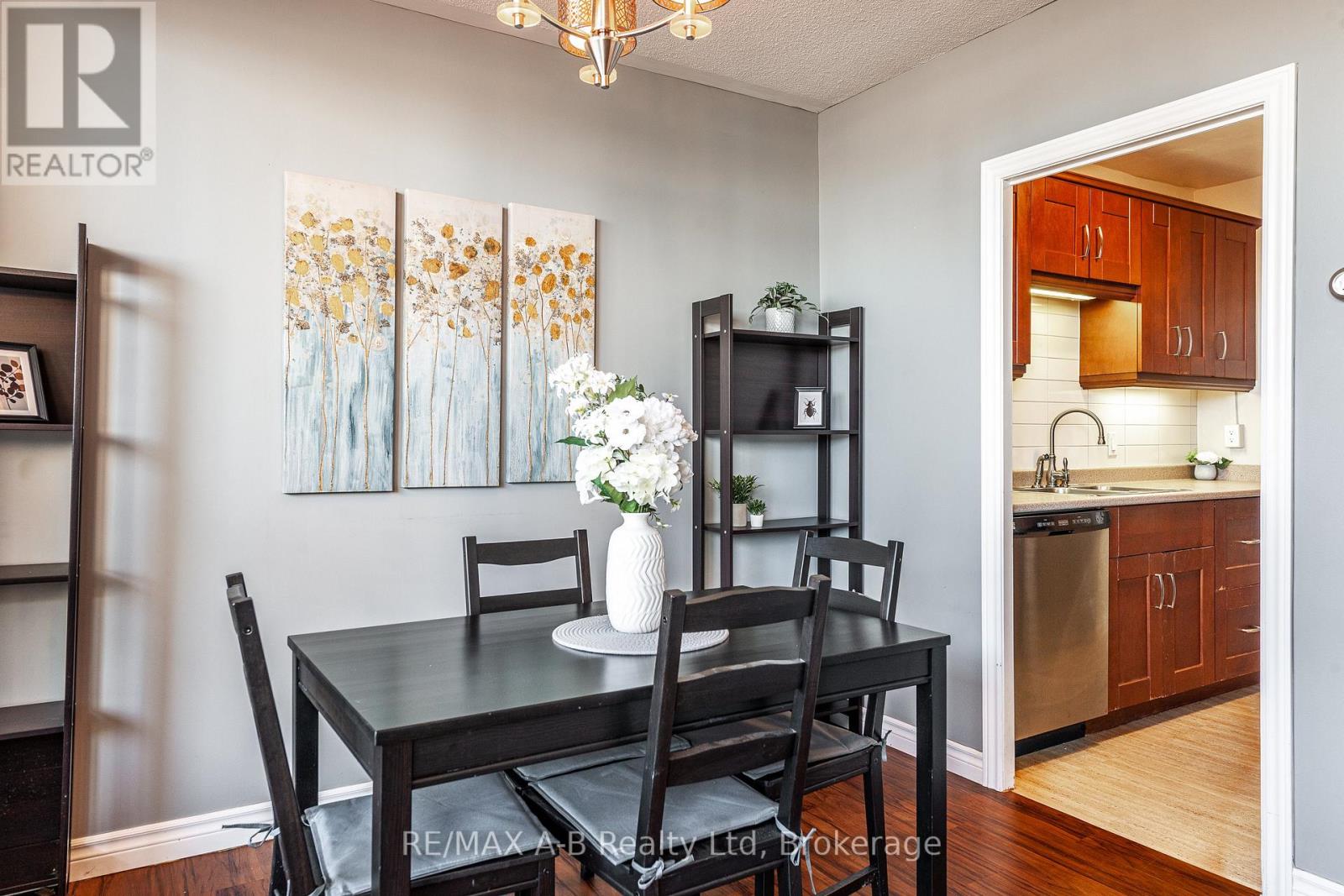 102 - 45 Westmount Road N, Waterloo, Ontario  N2L 2R3 - Photo 9 - X12162599