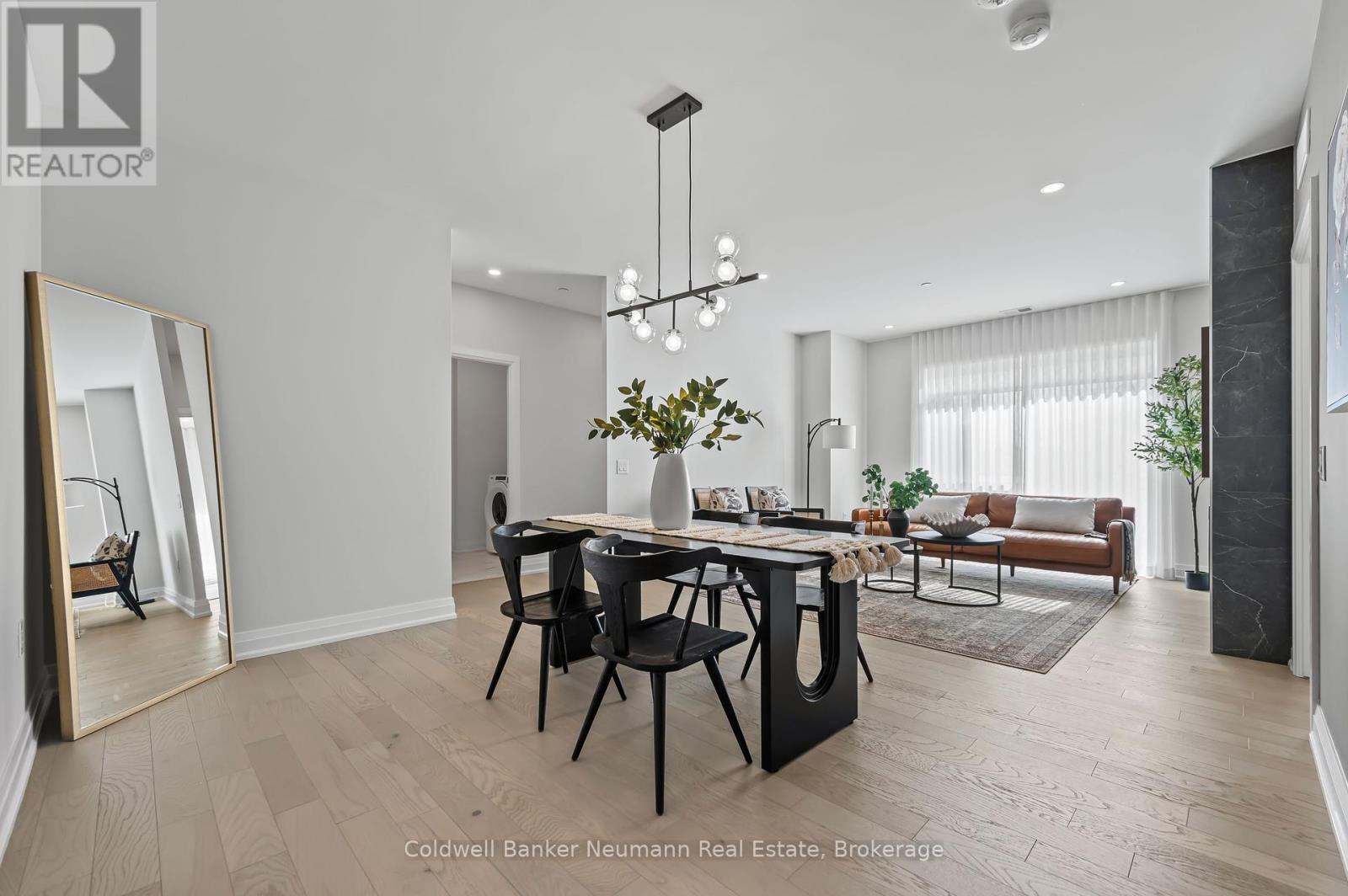 301 - 71 Wyndham Street S, Guelph, Ontario  N1E 5R3 - Photo 15 - X12162649