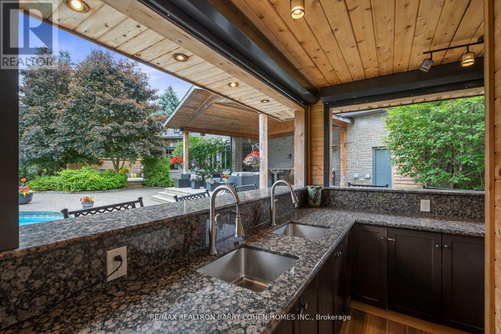 157 Treegrove Circle S, Aurora (Hills Of St Andrew), Ontario  L4G 6M1 - Photo 38 - N12162369