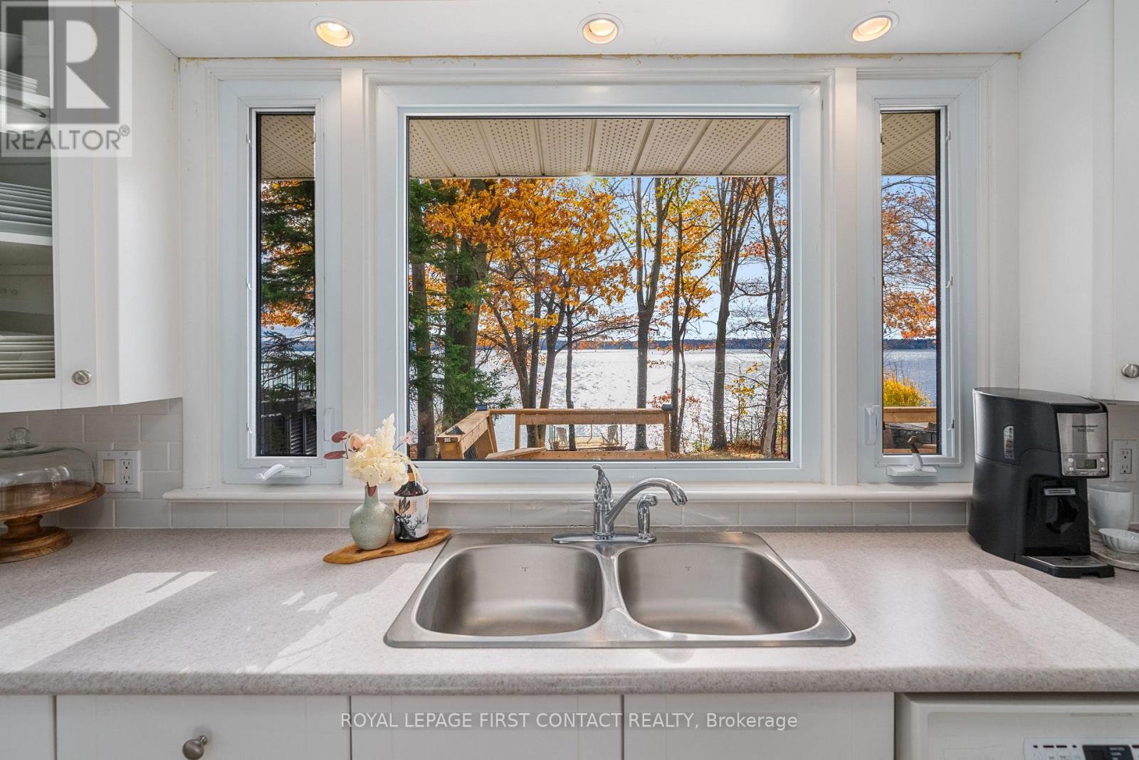 23 Barrie Terrace, Oro-Medonte (Shanty Bay), Ontario  L4M 1E8 - Photo 20 - S12162221