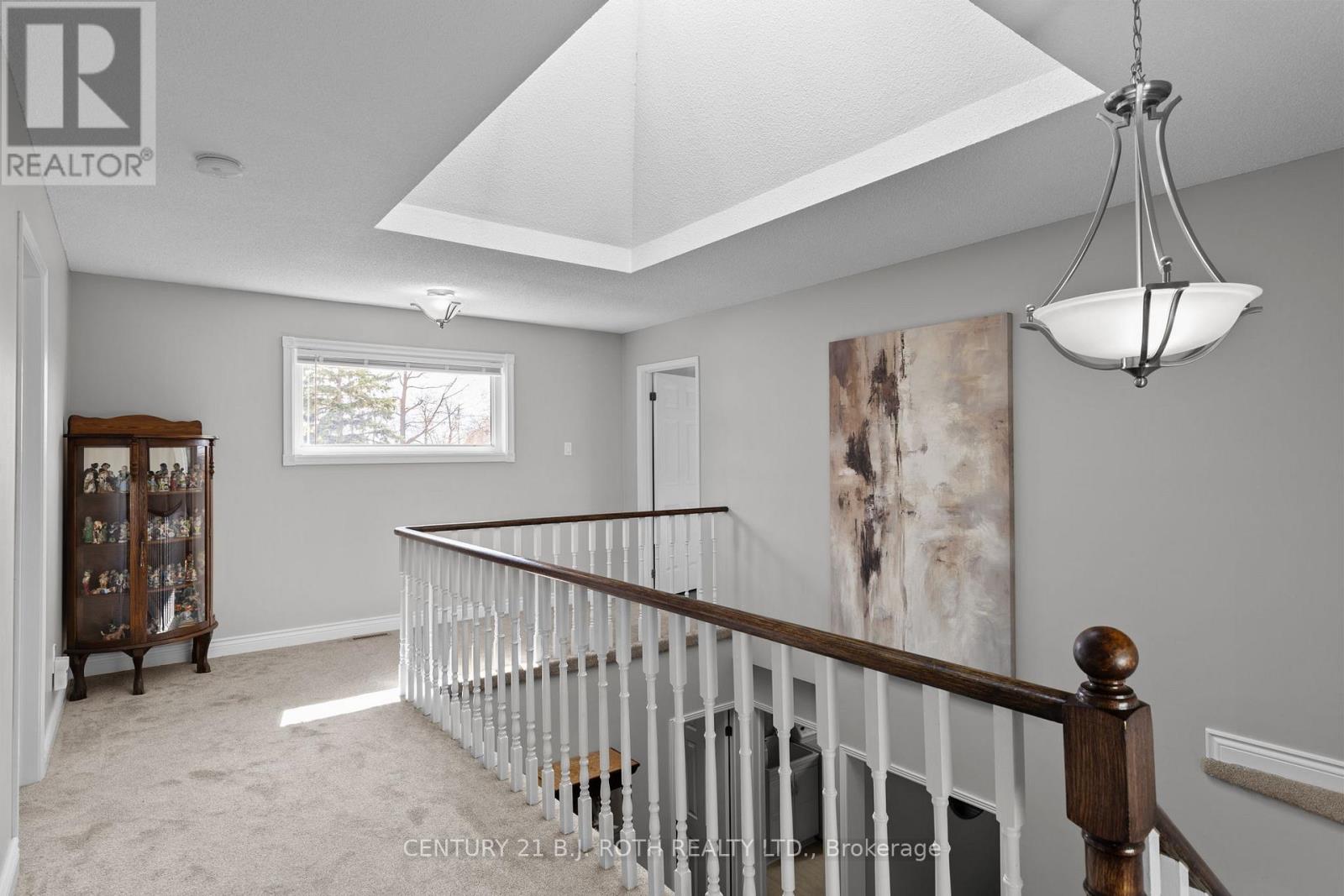 18 Irwin Drive, Barrie (Northwest), Ontario  L4N 7A6 - Photo 19 - S12162361